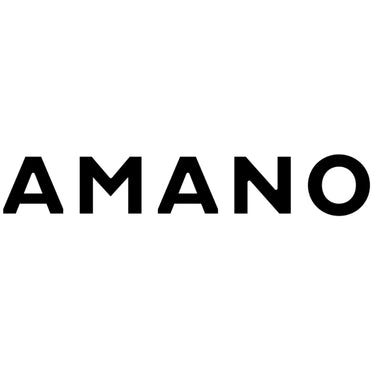 Das Wort AMANO ist in fetten, schwarzen Großbuchstaben auf weißem Hintergrund geschrieben.